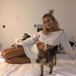 Meet your Posher, Molly